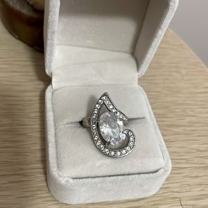 Size 6 fashion ring